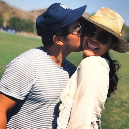 Alexandra Edda kissing his wife of 10 years